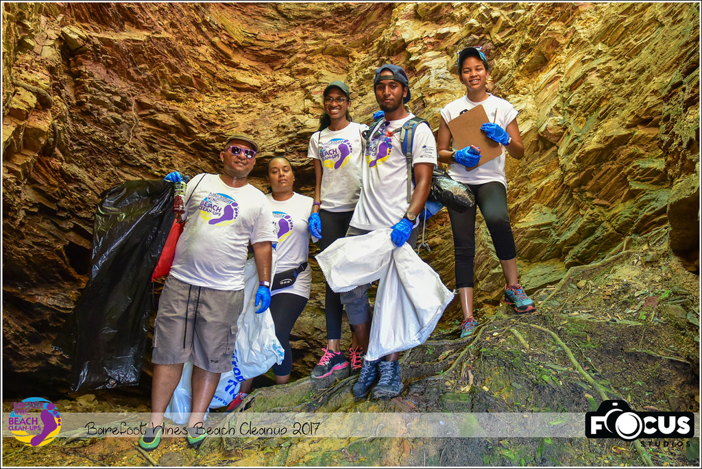 Barefoot Wines Beach Cleanup 2017